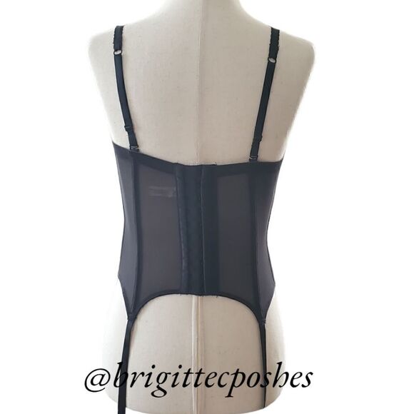 VICTORIA'S SECRET Black See-through Lace Embroidered Teddy with Garters - Picture 2 of 10